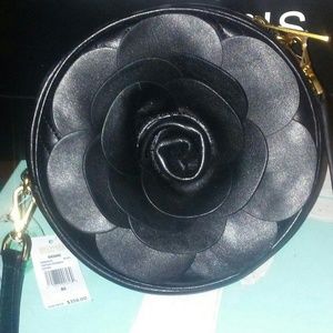 ❗❗MICHAEL KORS 3D FLOWER BAG NWT❗❗